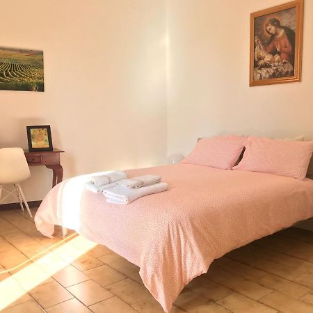 B&B La Conocchia Curti Exteriör bild