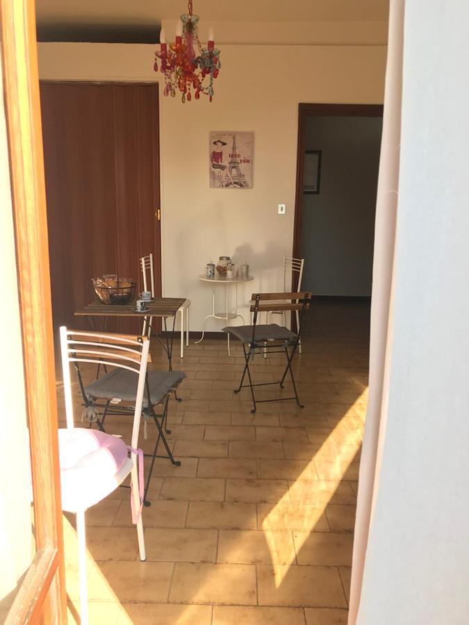 B&B La Conocchia Curti Exteriör bild